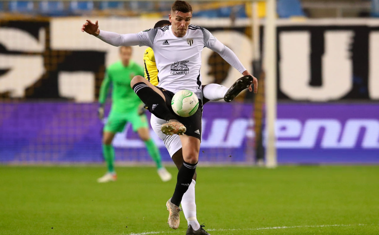 ناردین ملاحسینوویچ مهاجم مدنظر سپاهان اصفهان