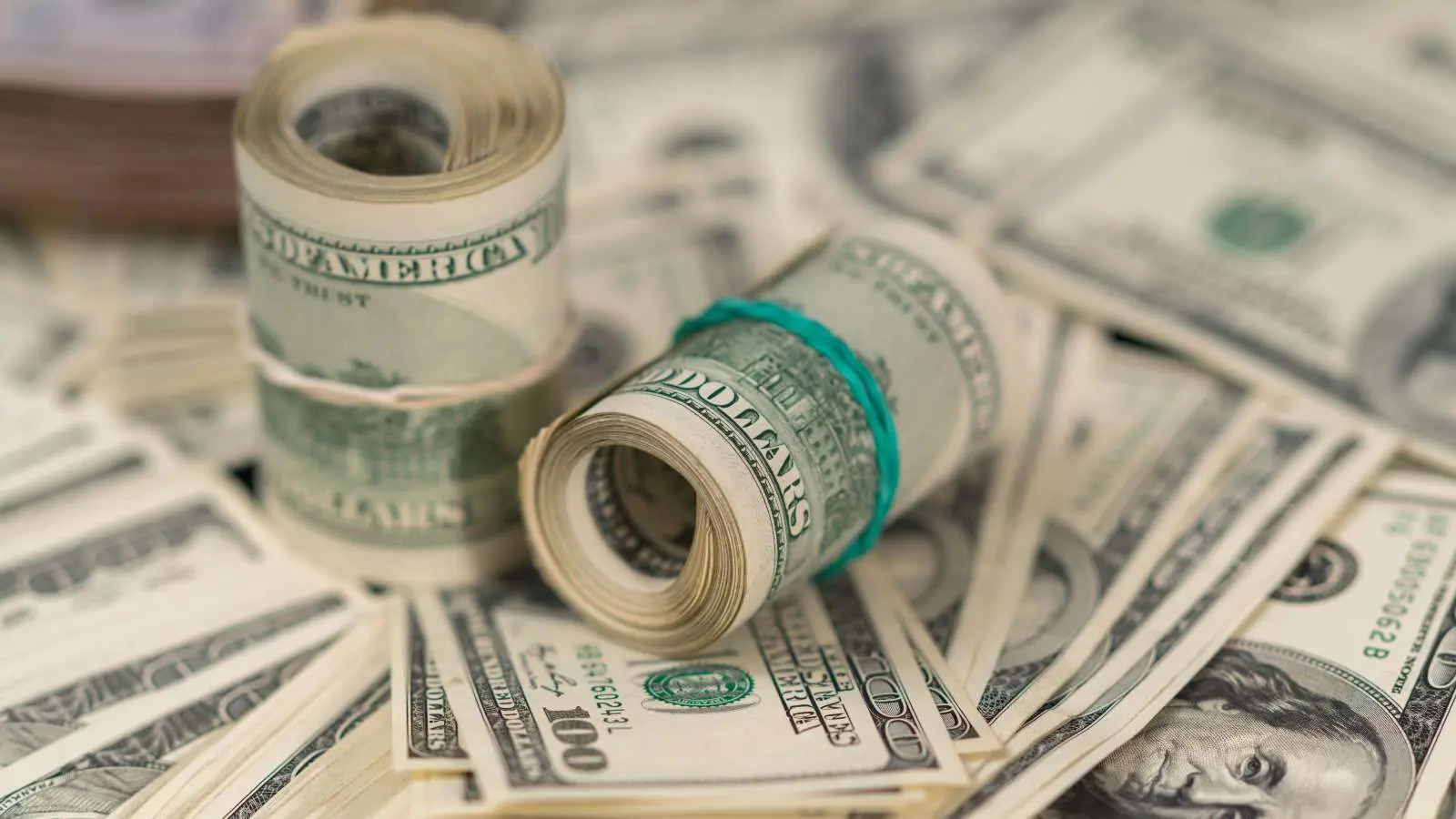 دلار-آمریکا