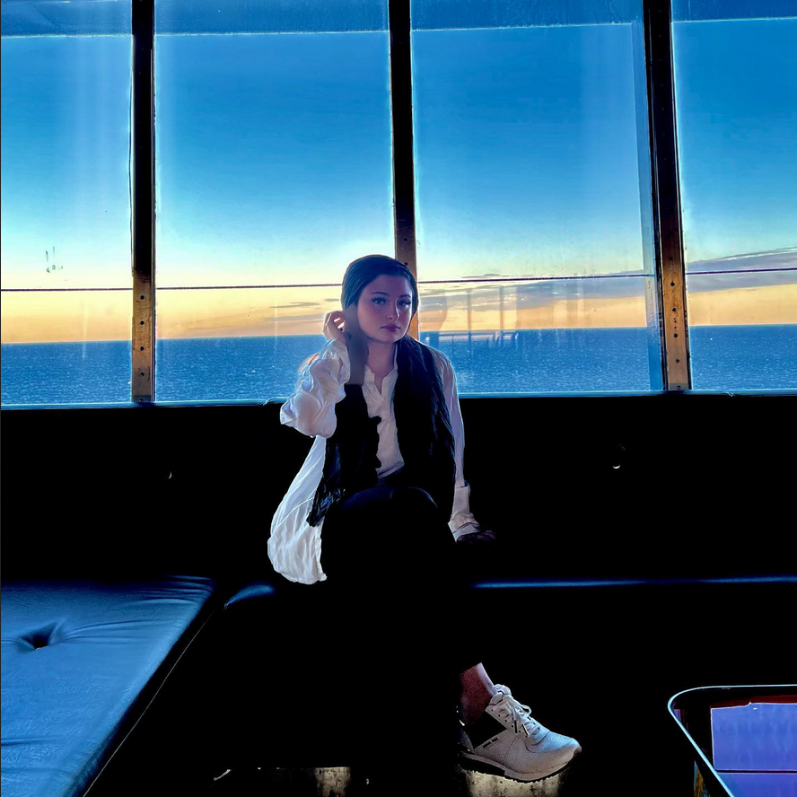 سارا و نیکا فرقانی