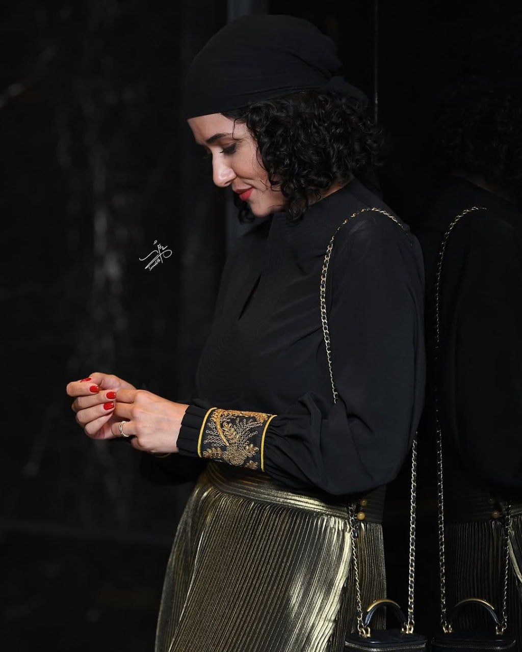 نمای دیگری از پوشش جذاب پریناز ایزدیار