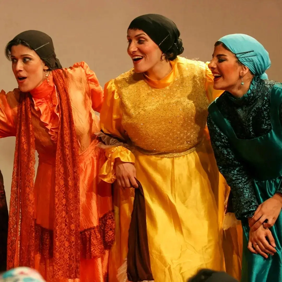 atiyeh.javid_1761668784_3753472273303756706_3062979663_11zon