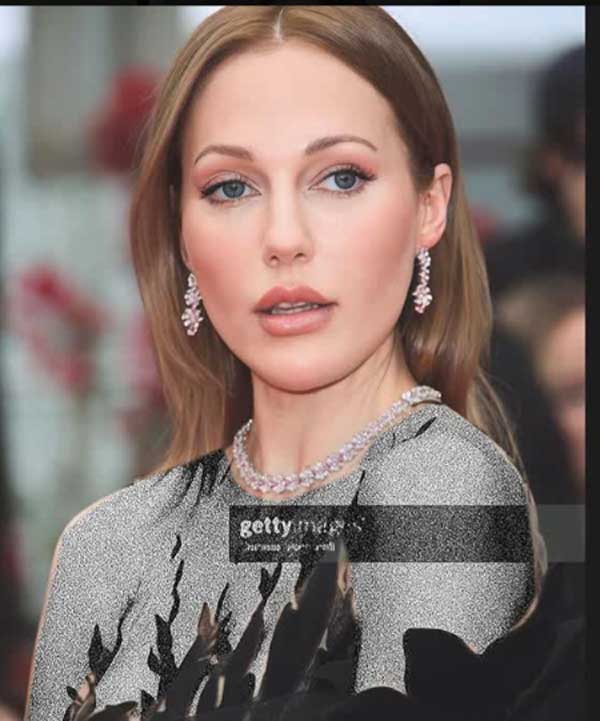 مریم اوزرلی