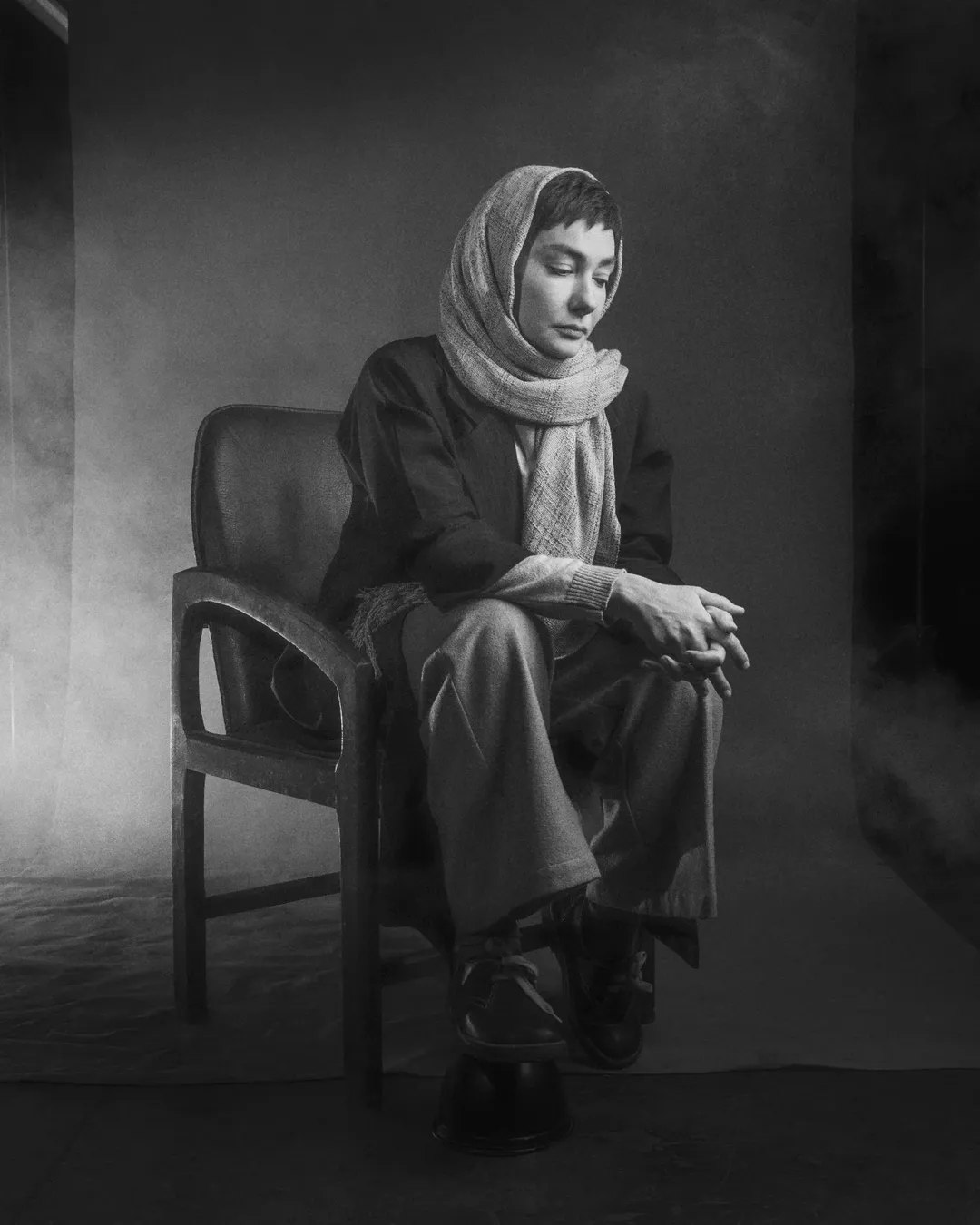 عکس هنری هانیه توسلی با تم سیاه و سفید