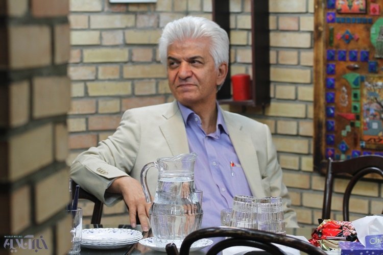 قطعی برق، ترمز تولید خودرو را کشید/ نجفی‌منش: خودروسازان مجبور شدند یک هفته تعطیلات تابستانه را جلو بیاندازند