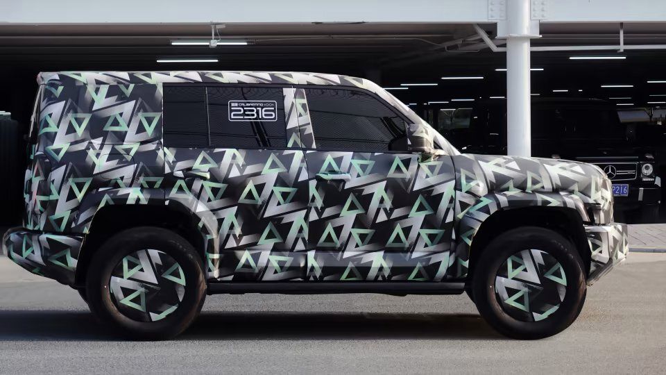 چین از رقیب جدید تویوتا لندکروز رونمایی کرد / عکس