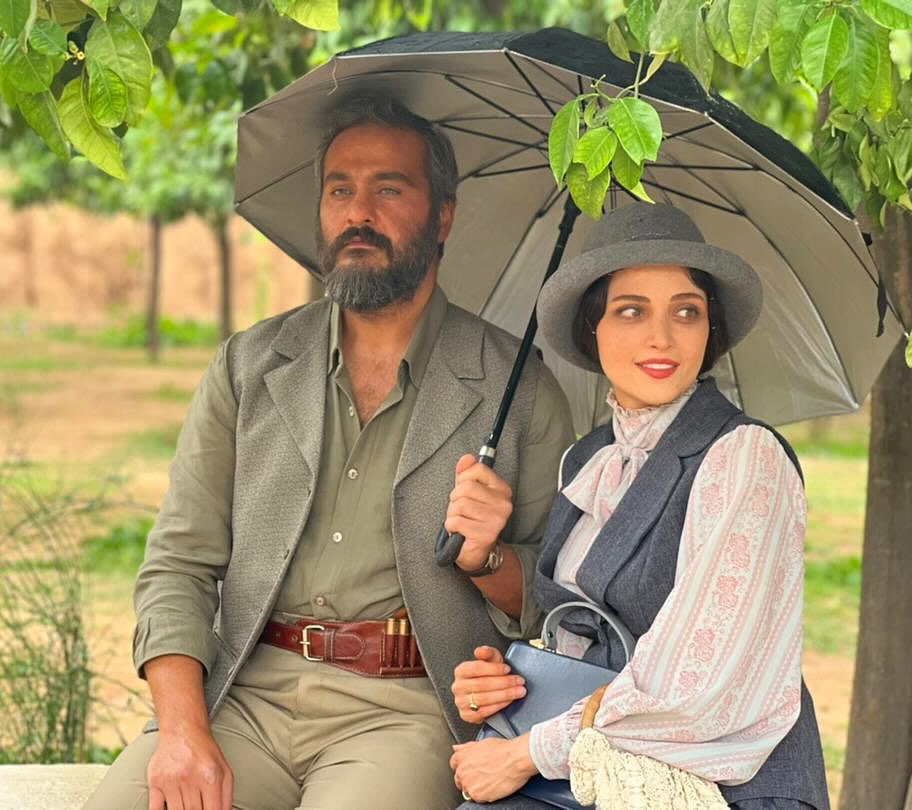 چهره بهنوش طباطبایی در نقش زری