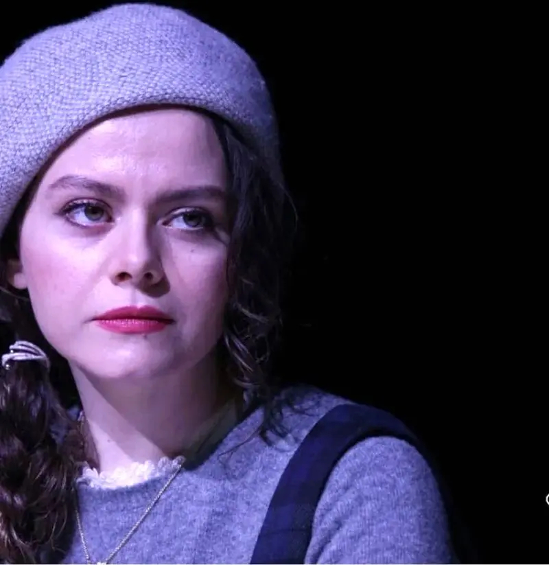 فعالیت هنری غزال نظر