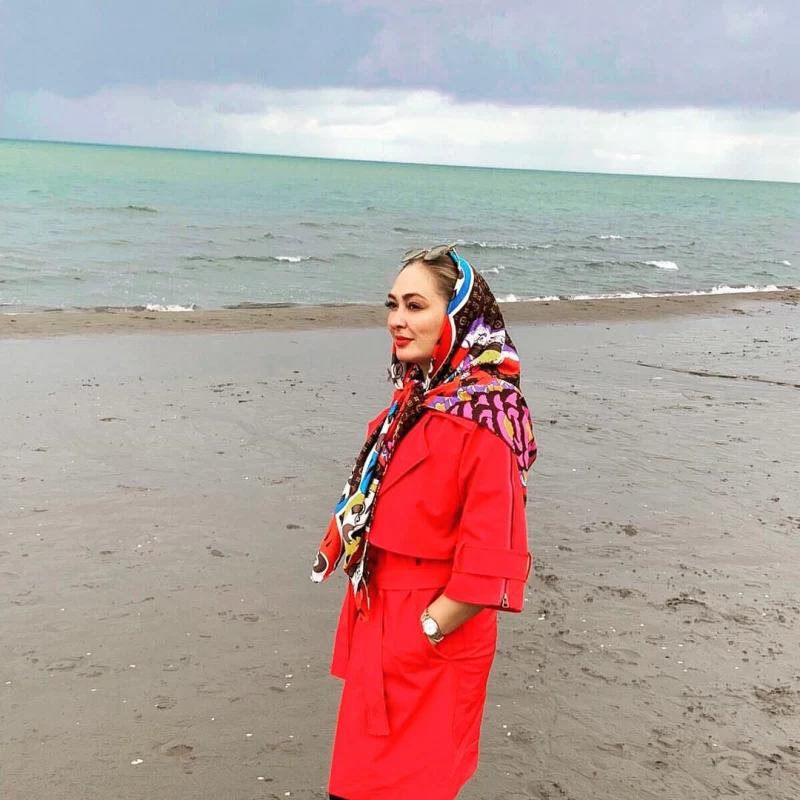 گلچینی از تصاویر الهام حمیدی از کودکی تا به حال