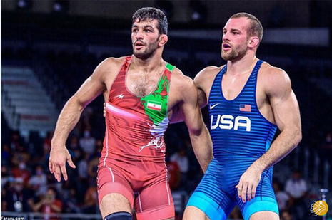 حسن یزدانی و تیلور