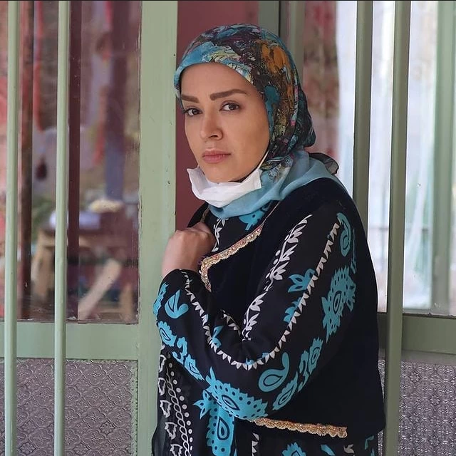 شیرین نون خ