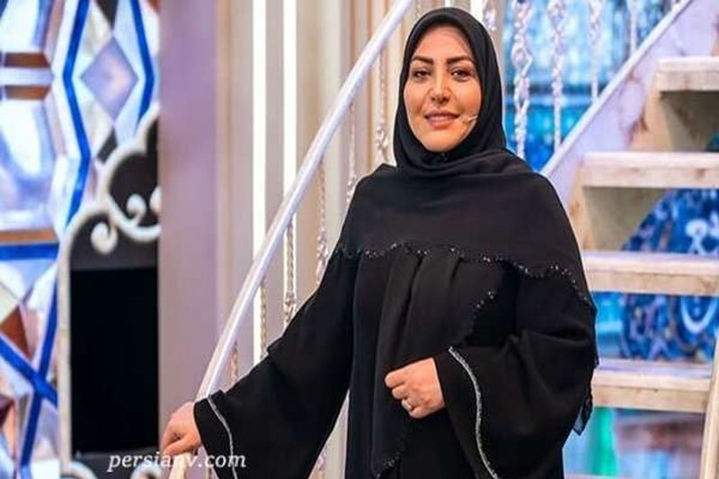 مانتوی مجلسی مجری مشهور