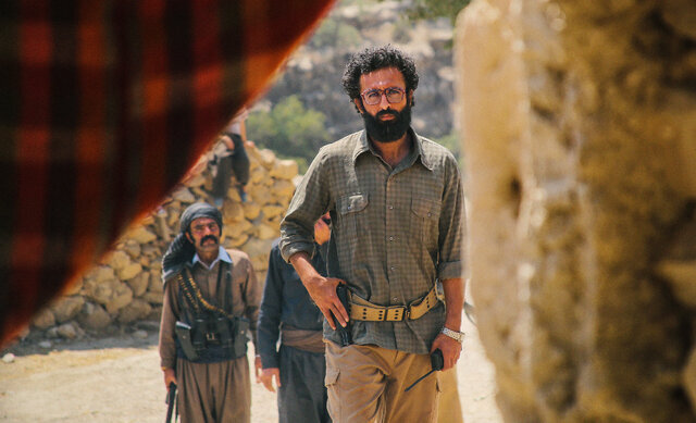  زنده‌یاد حسام محمودی فرید به تازگی نقش‌آفرینی خود را در این سریال به پایان رسانده بود.