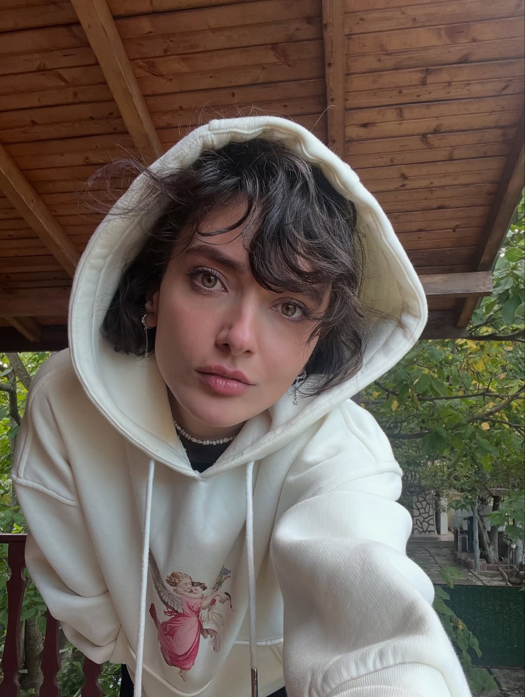 چهره طبیعی نورا محقق بدون آرایش