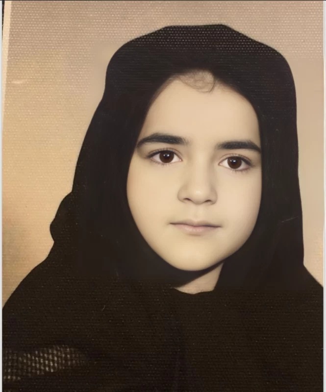 تصویر دوران کودکی نعیمه نظام‌دوست