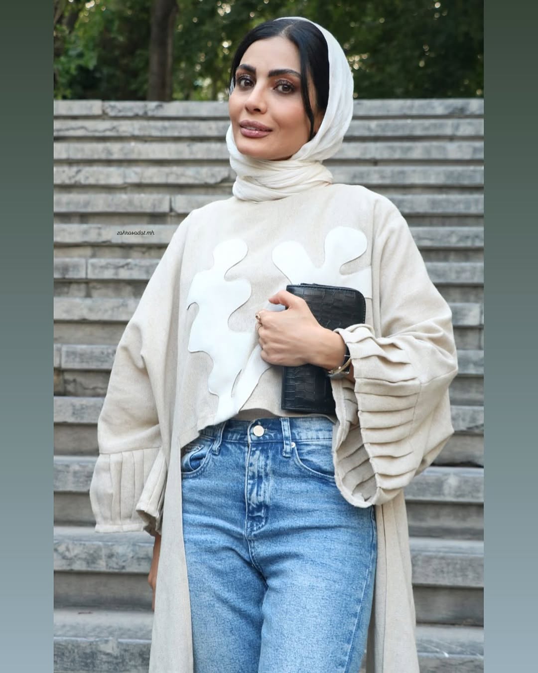 صحرا اسداللهی در مراسم اکران مرجان