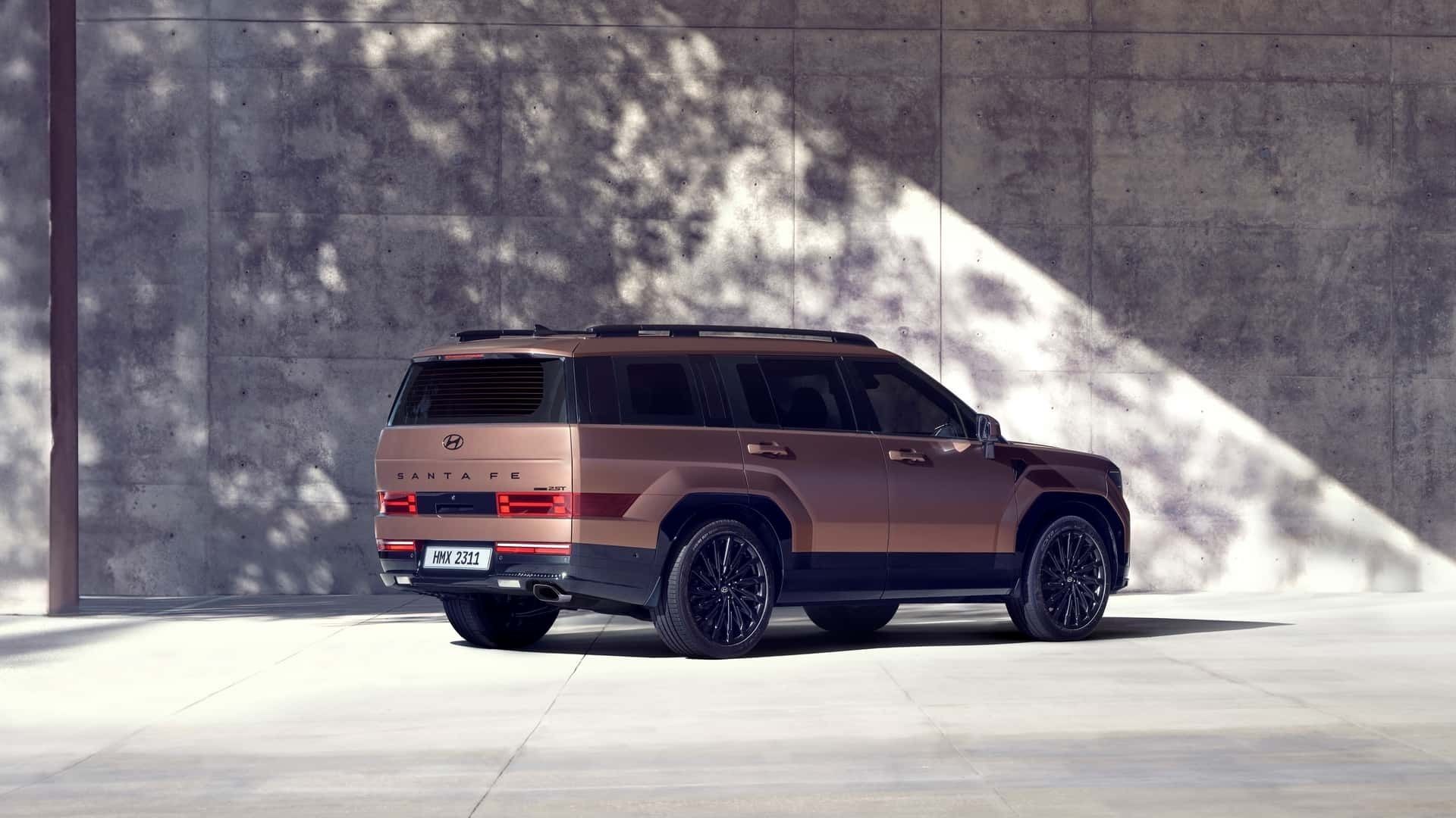 (تصاویر) سانتافه ۲۰۲۴ چرا این شکلی شد!