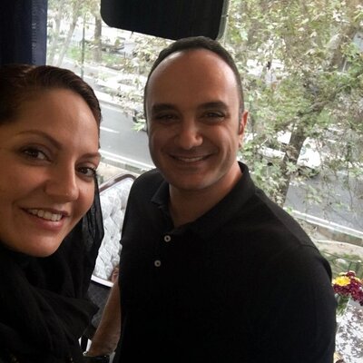 سلفی آینهای جدید احسان کرمی در آغوش مهناز افشار / منظورتون از آزادی همینه؟