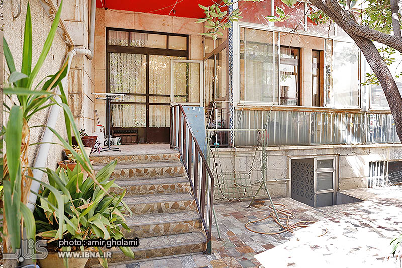 فروغ فرخزاد