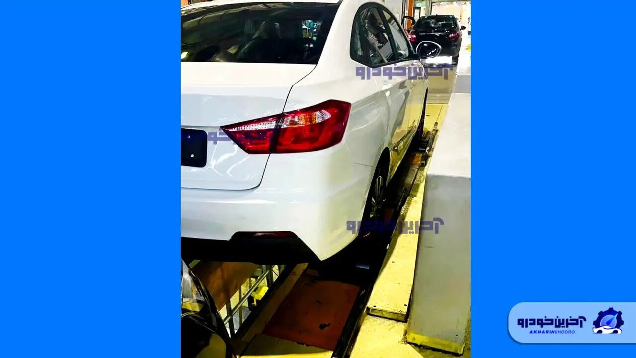 لوگوی جدید ایران‌خودرو نصب شد / عکس