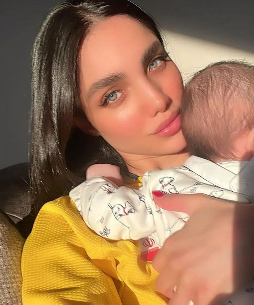 فرشاد احمدزاده