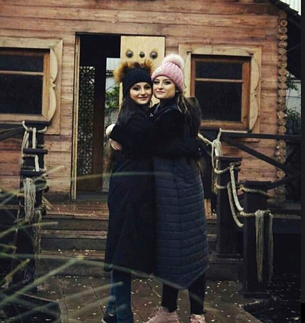 سارا+و+نیکا