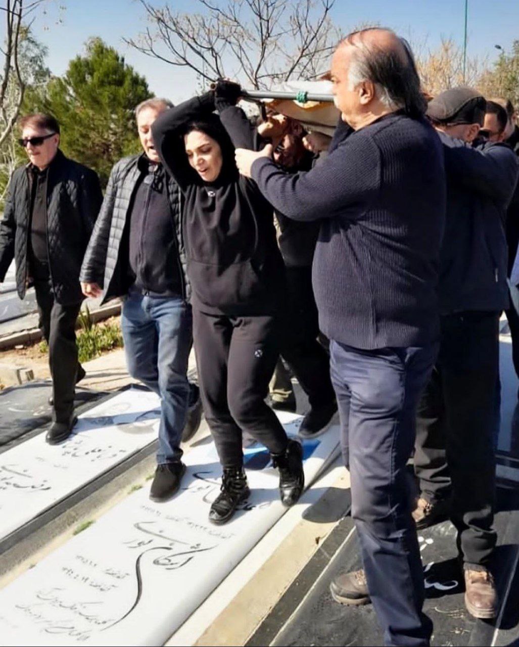 الهام پاوه‌نژاد