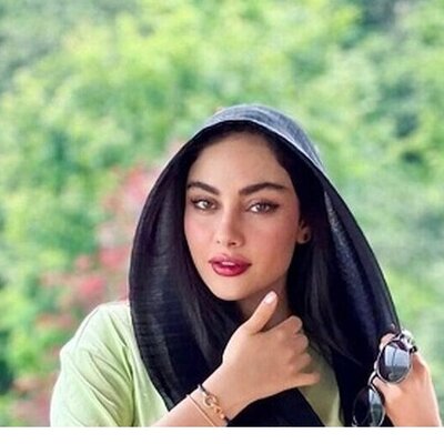 حجاب نامتعارف ترلان پروانه در سلفی عجیبش سر زبان ها افتاد