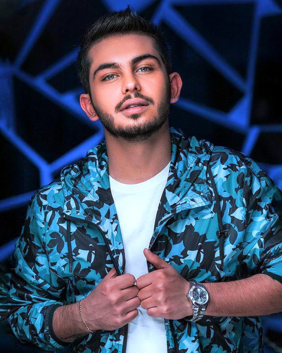 تصویر دوم ساعت لوکس