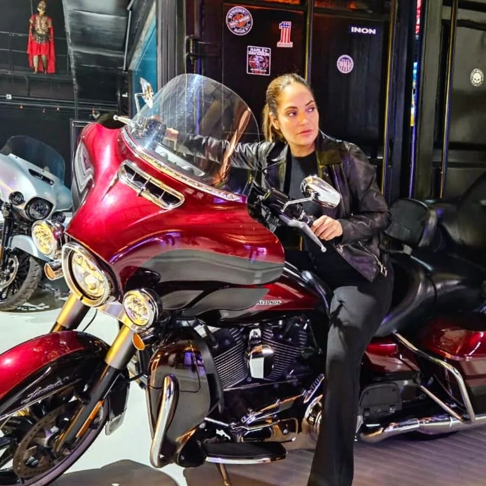 مهناز افشار