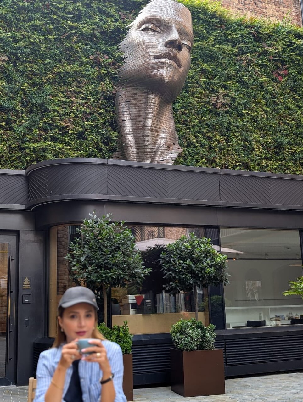 لحظات خاص شبنم قلی‌خانی