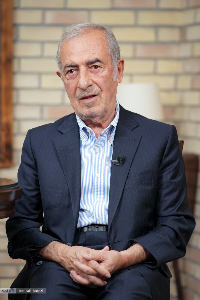 الویری: پزشکیان رئیس‌جمهور بدشانسی است/ حاکمیت شجاعت انجام اصلاحات ساختاری را ندارد/ جلیلی رئیس جمهور می‌شد، روزهای اول گرفتار جنگ می شدیم