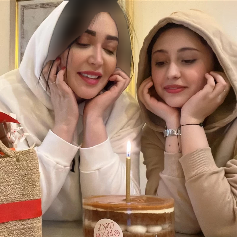 سارا منجزی پور