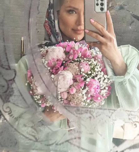 مینا مختاری