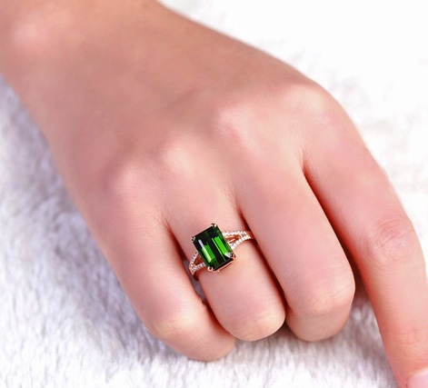 نگین تورمالین