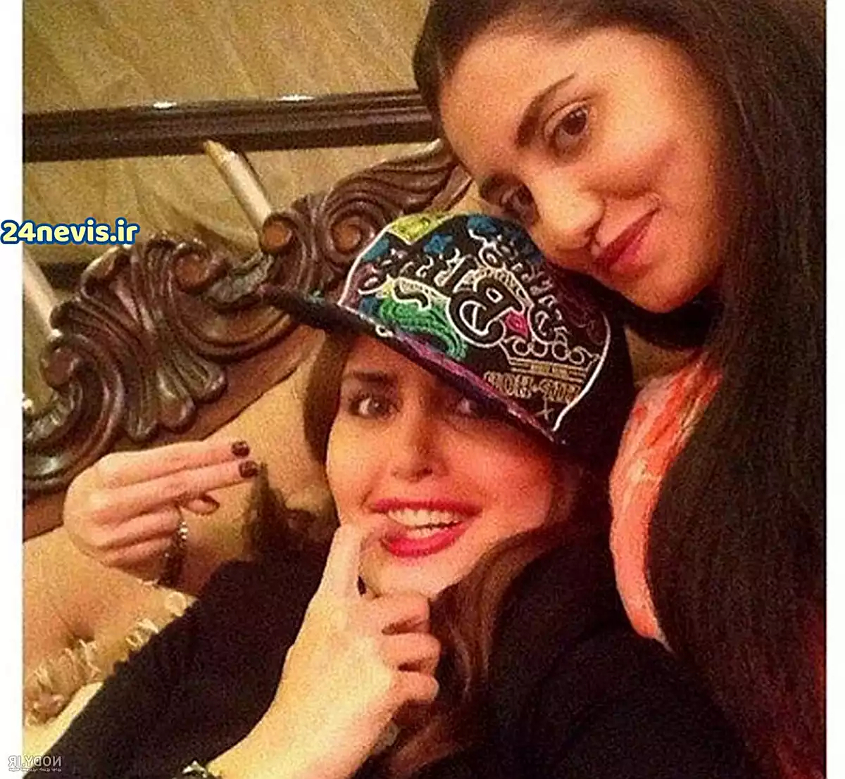 الناز شاکردوست و خواهرش