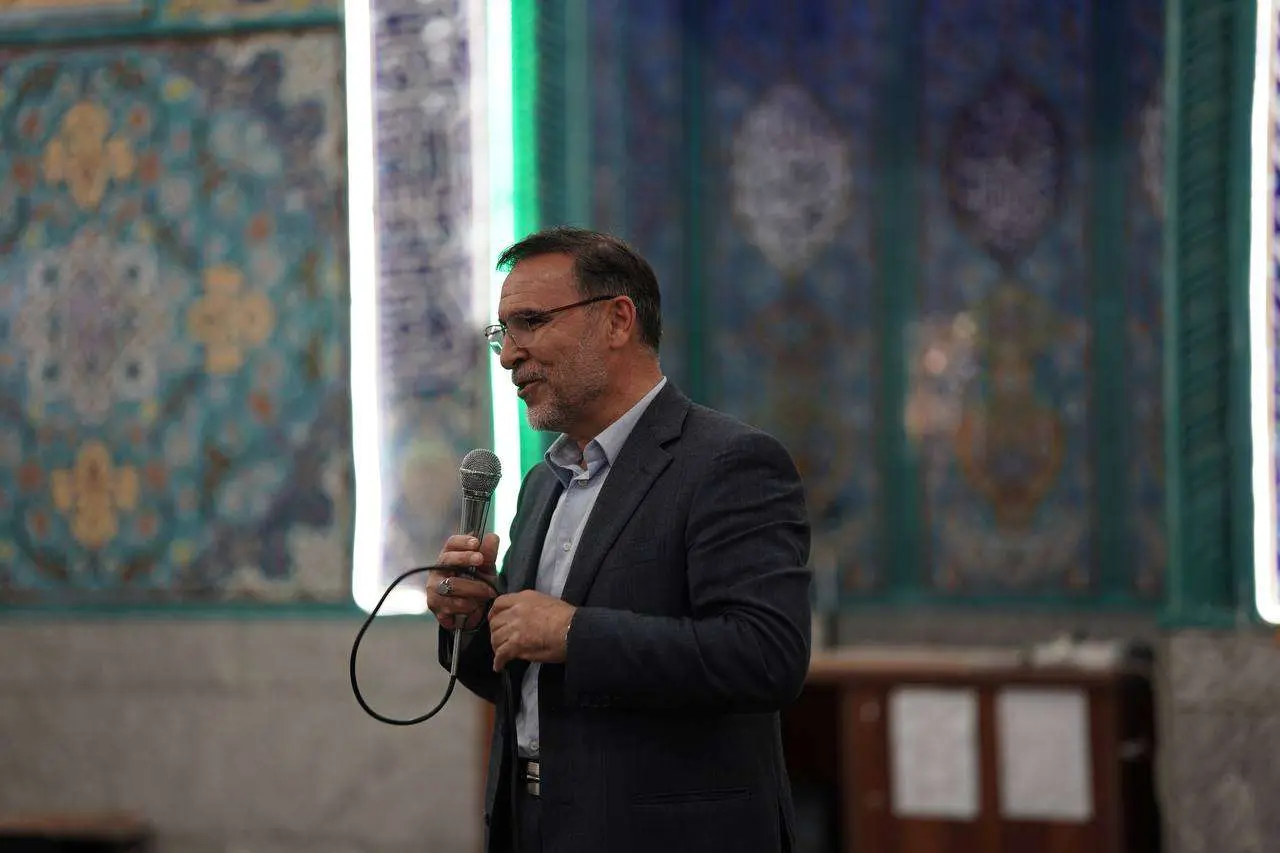 آریایی-نژاد