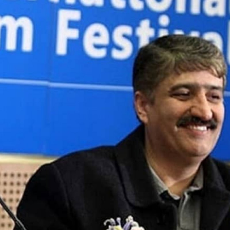 تصویری از آزیتا حاجیان در کنار همسر دومش که یک نقاش بسیار حرفه ای است منتشر شد.