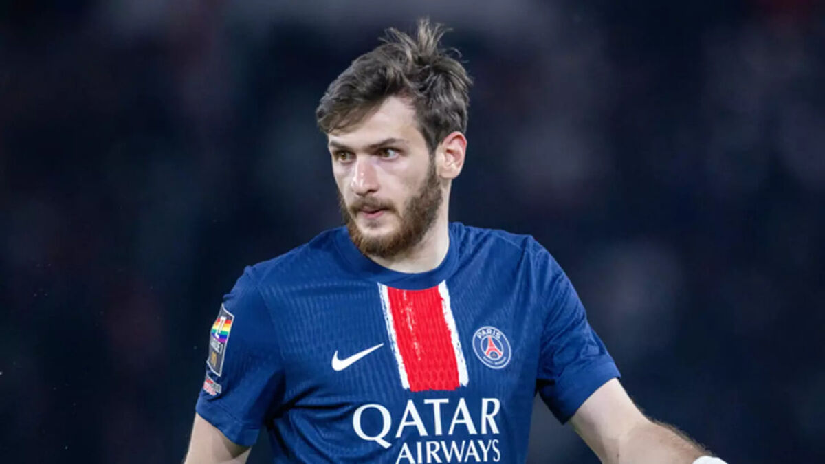 خانه مورد حمله قرار گرفته