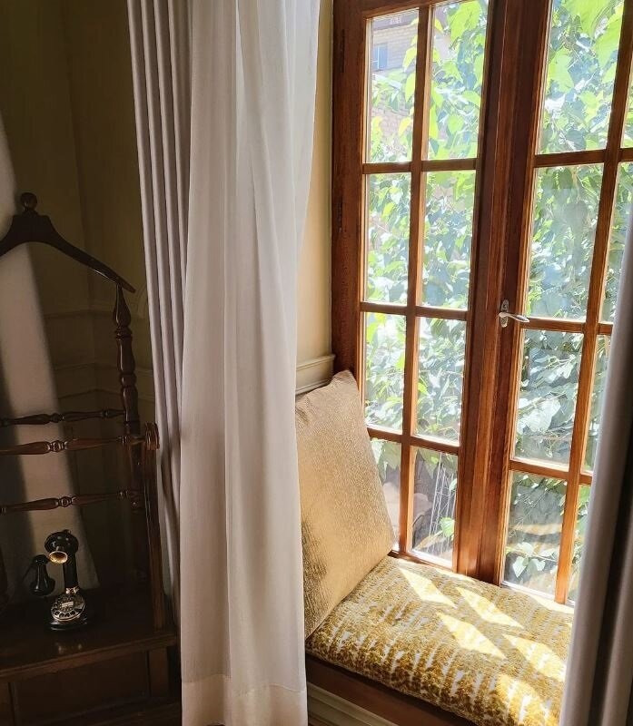 مینا مختاری