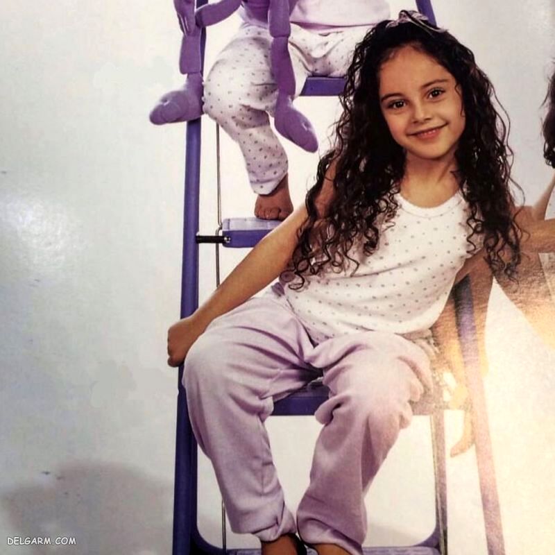 چهره ترلان پروانه