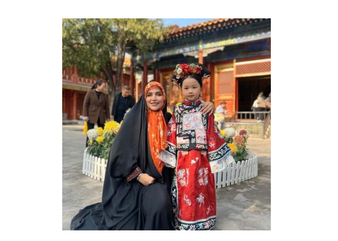 عکس سفر مژده لواسانی به چین