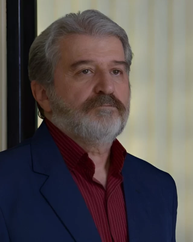 گلچینی از تصاویر امید روحانی از کودکی تا به حال