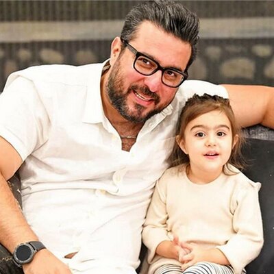 حرکات شیطنت آمیز و دیدنی محسن کیایی و دخترش رز