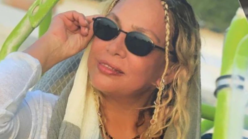 مادر زن امین حیایی