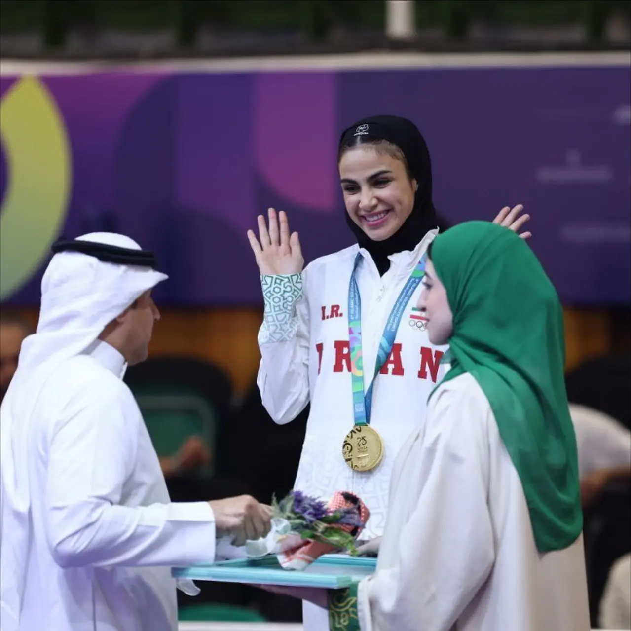 photo_2025-11-12_15-54-35