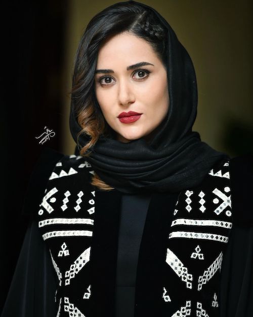 پریناز ایزدیار