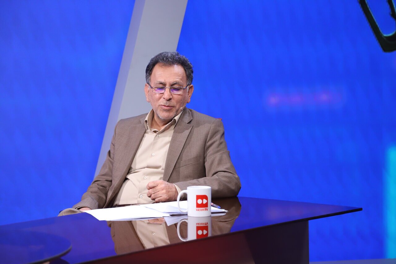 رونمایی دولت از بنزین ۷۵۰۰ تومانی / مردم آماده باشند