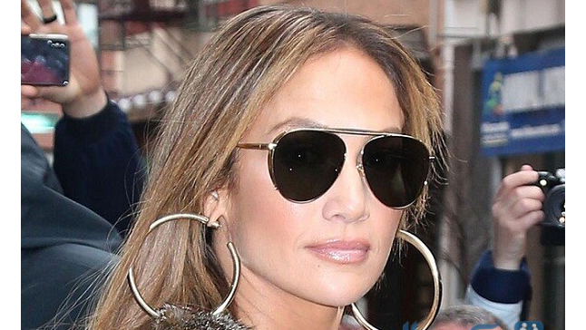 jennifer-lopez-jewelry-4