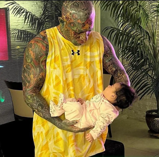 7d65fd2d-3100-42b5-8cd4-1c25f9aff955