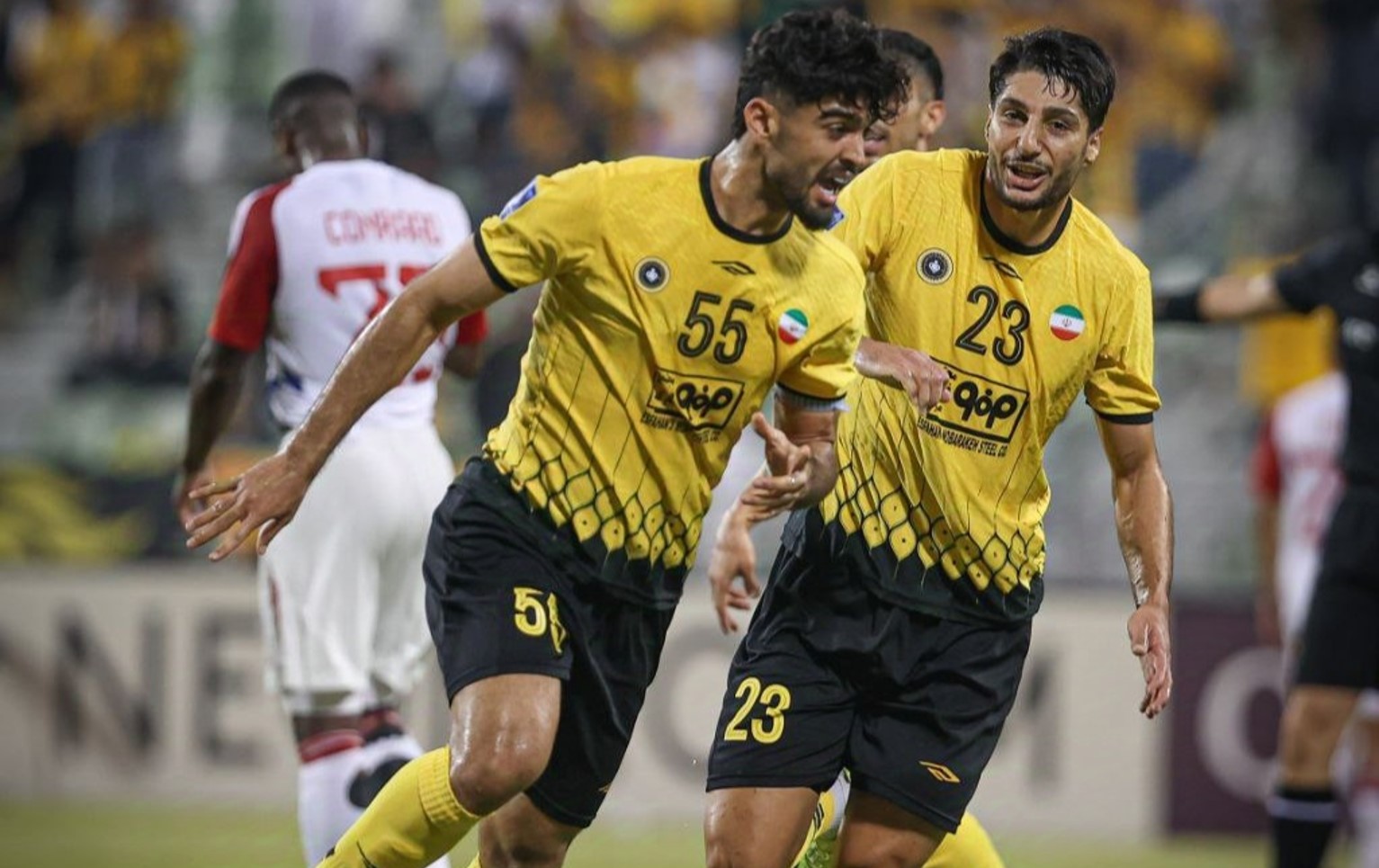 محمدمهدی محبی وینگر سپاهان اصفهان در بازی با الشارجه امارات متحده